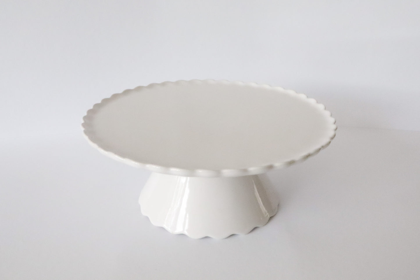 Witte Sierlijke Taartplateau